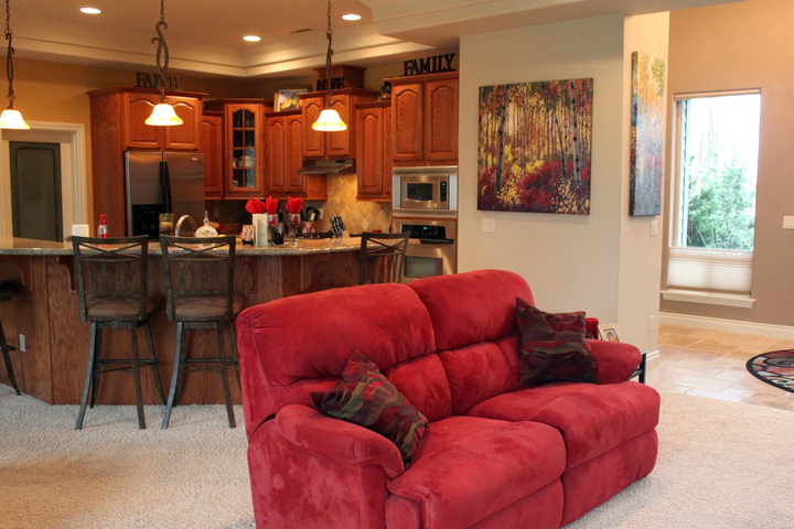 In Brad's living room — palette knife painting by Jennifer Vranes